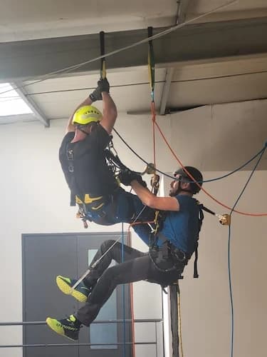 Formation Port du Harnais et Utilisation de Systèmes Antichute Fixes